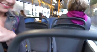 Chica en medias de red follada porno señoras de 50 por un hombre negro