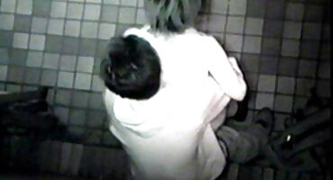 El conductor se folla al pasajero en el coño señoras teniendo sexo apasionado