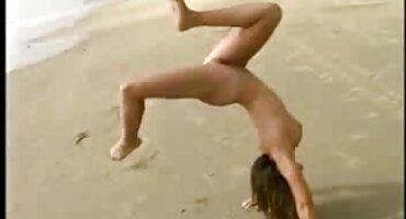 Secretaria de señoras mayores follando silicona chupó la polla del Jefe