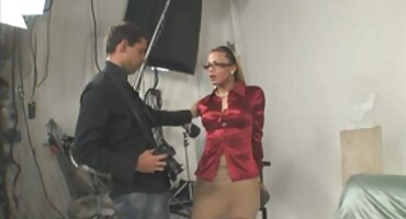 Chica pelirroja porno culonas señoras rusa en medias follada por un amante apasionado