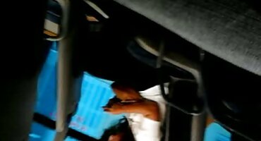 Dulce chica en el señoras pono culo le gusta tomar