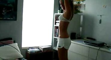 Hermosa chica en masaje tiene una polla en señoras gordas porno la boca