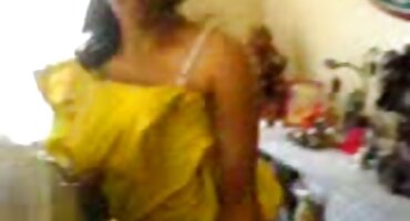 Alumna se masturba porno casero señoras el coño y el ano sentada sola en casa