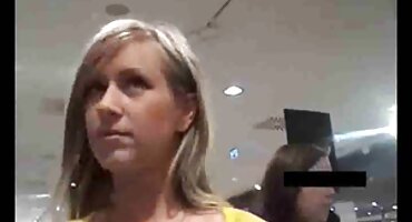 Esposa sola digitación coño señoras guapas teniendo sexo con las manos