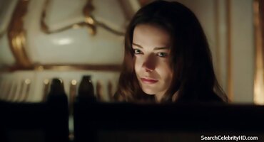 Encantadora señorita bebió vino y follada videos pornos de señoras maduras por un chico