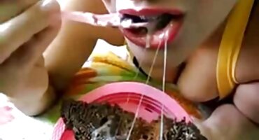 Chica de polla cachonda chupa señoras de 40 años xxx grande