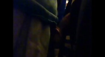 Chico depravado con suavidad xxx de señoras la lengua en el culo de un amigo