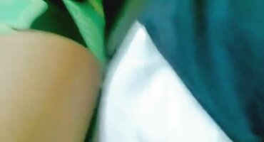 Hombre apasionado y dos prostitutas tienen videos de sexo anal con señoras un trío