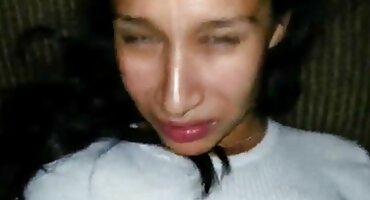 La videos de señoras cojiendo perra está feliz de hacer una mamada profunda a un hombre