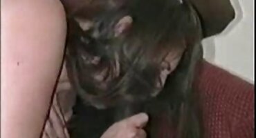 Chico de falo grande se folla a un señoras culonas cogiendo estudiante atado