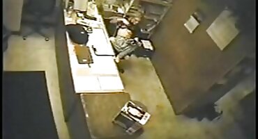 Chica guapa le señoras xxx peludas dio un buen culo a un amigo