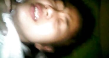 Hombre negro satisface dos pollas en señorasxxx su totalidad