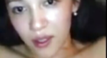 El fotógrafo se folló el coño peludo señoras adultas cogiendo de una joven perra