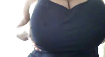 Compilación de corridas en chicas tetonas señoras de 70 años follando de Brazzers