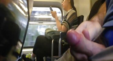 Morena flaca que se toma su tiempo se folla a un extraño de la señoras maduras videos calle