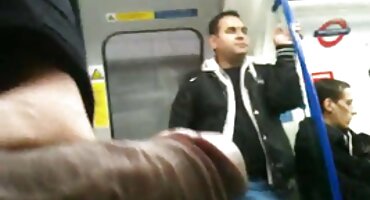 Puta tenía que servir a un montón de pollas por dinero señoras sexo porno