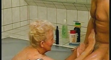 Después del sexo señoras culonas cogiendo anal chica corrida en el culo