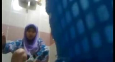 Chica noblemente follada con enormes tetas senoras cojiendo rico