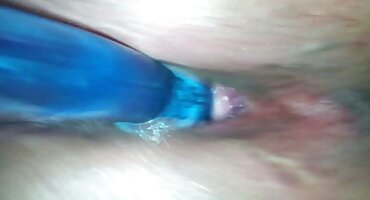 Frágil señoras mayores follando chica blanca le dio un mulato en el coño