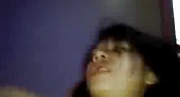 Mujer experimentada chupa un sexo anal con señoras maduras semental bombeado