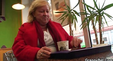 Hermosa videos xxx de señoras infieles rubia chupó una polla pequeña