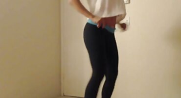 Dos videos pornos de señoras peludas amigas y un hombre tienen una orgía con clase