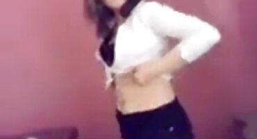 Extraña dama se señoras cojiendo duro traga la polla gorda