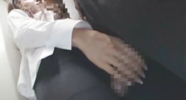 Belleza de pelo blanco follada porno de señoras por una transexual de lujo