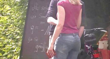 Hahal de pelo blanco alimenta a las videos señoras maduras putas con semen