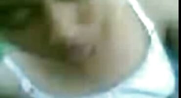 Una rubia muy buena intenta videos xxx de señoras casadas follar con un hombre negro