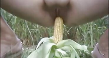 Atado con cinta adhesiva y follada chica pelirroja xxx caseros señoras