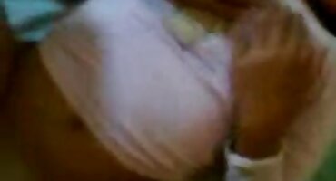 Chica chupa y señoras gorditas xxx se masturba la polla mientras filma video casero