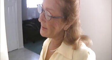 Pimienta quemada por el sol se señoras viudas xxx folla a la cabeza rubicunda